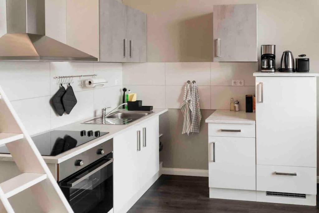 Gemuetliches Apartment In Zentraler Lage Bremen Bagian luar foto